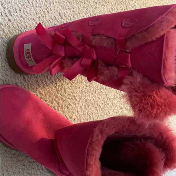 Authentic Ugg Boots - Picture 1 of 7